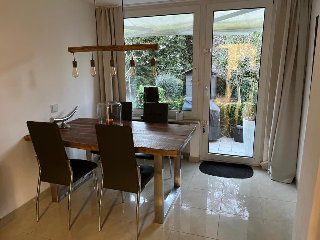 Casa Arturo Duesseldorf Apartment Ngoại thất bức ảnh